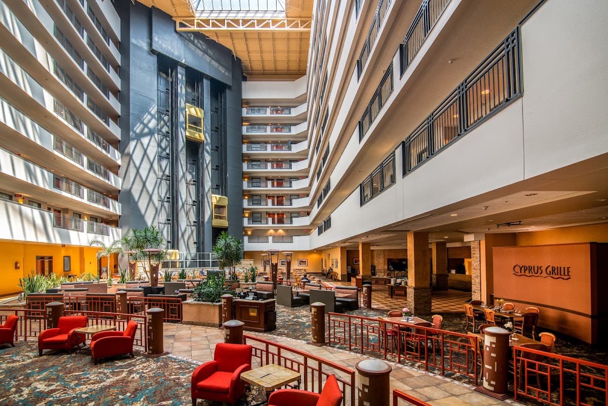 Embassy Suites by Hilton Albuquerque — photo 1