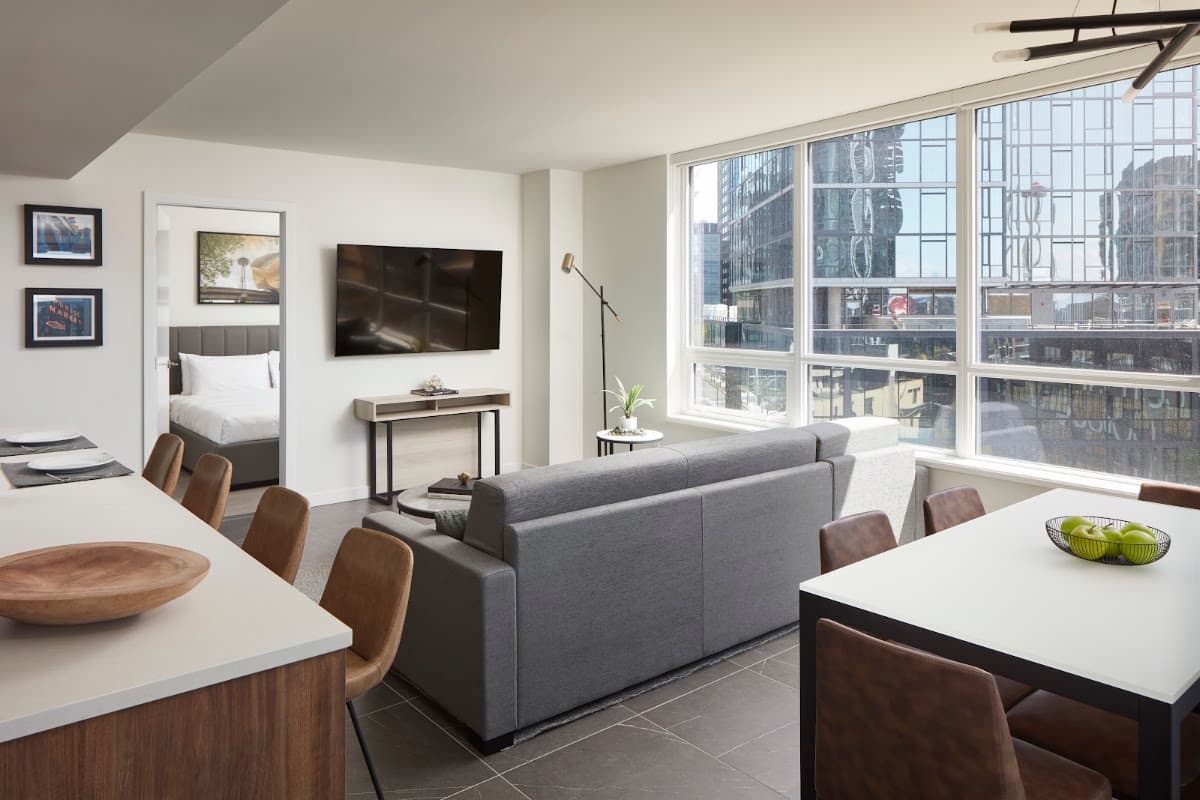 Level Seattle - South Lake Union — photo 5