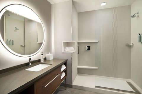 Courtyard by Marriott Sand City Monterey — photo 4