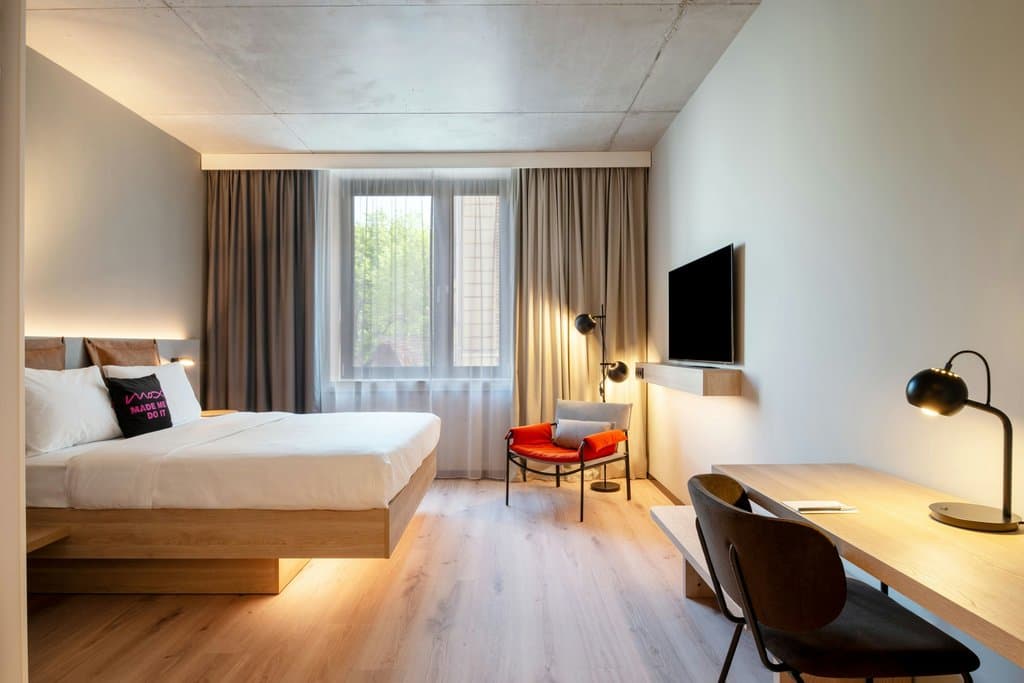 Moxy Budapest Downtown — photo 2