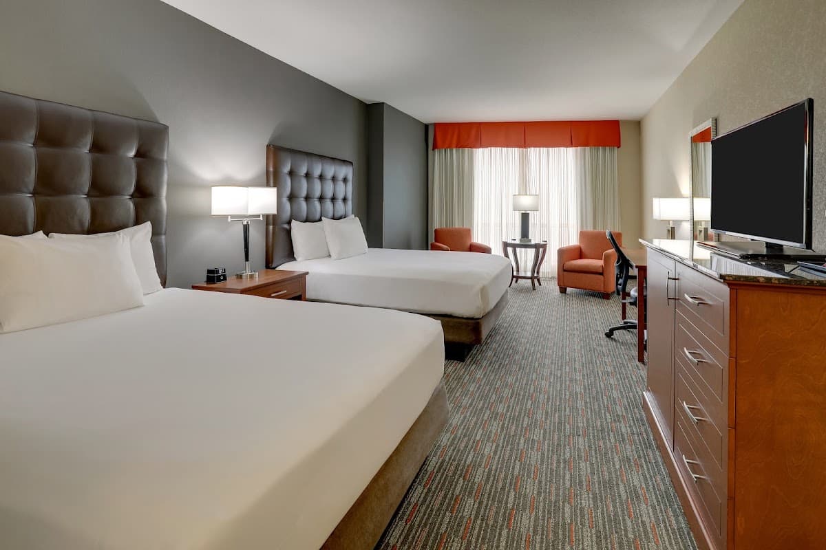Drury Inn & Suites Charlotte Arrowood — photo 2
