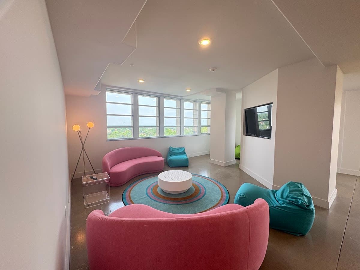 The Flats at SoMa — photo 3