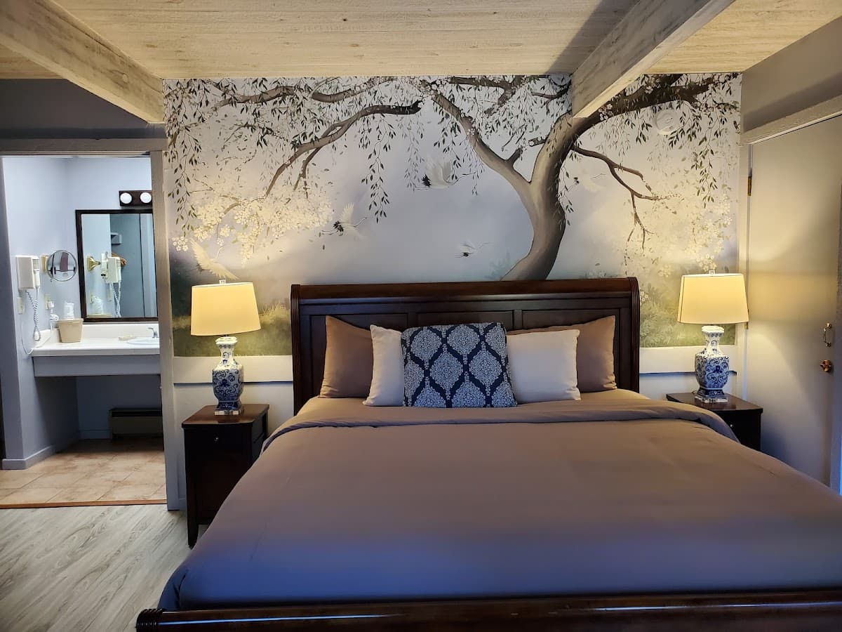 Carmel Valley Lodge — photo 2