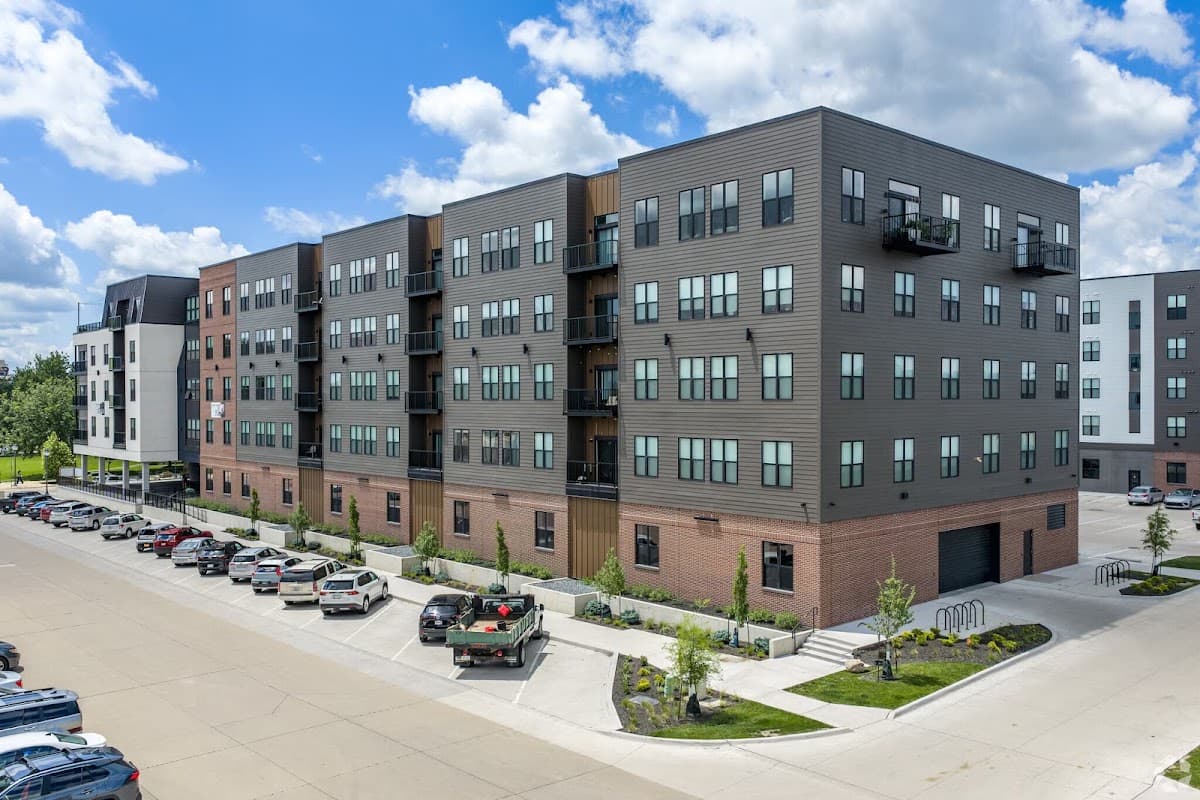 Loftus Apartments — photo 1