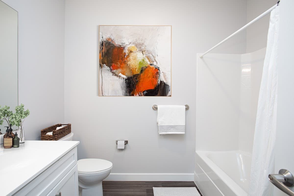 MLK Apartments — photo 3