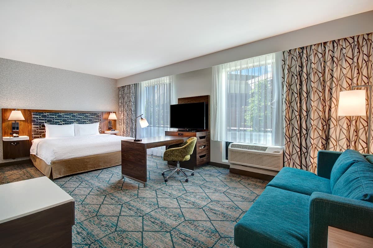 Hampton Inn & Suites Sunnyvale Silicon Valley — photo 2