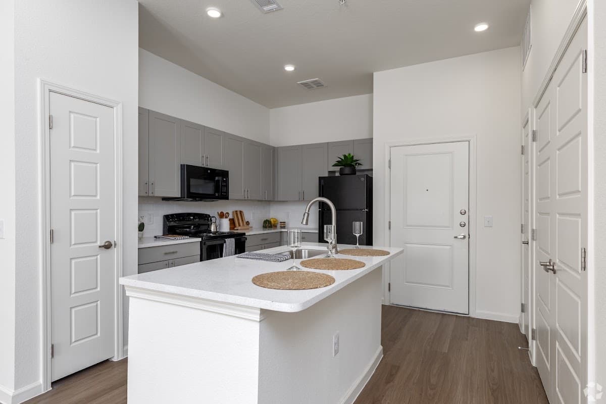 Park on 14th Apartment Homes — photo 3