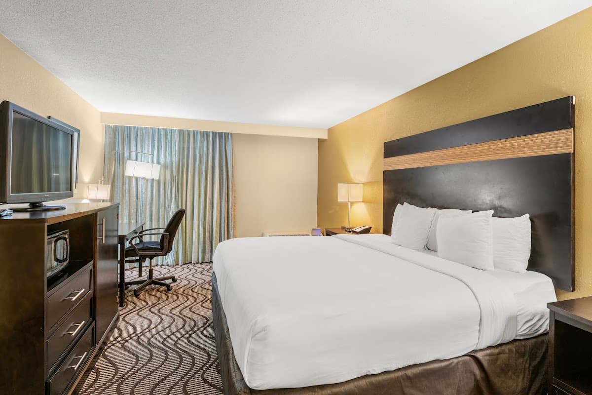 Red Lion Hotel Charlotte Airport — photo 2