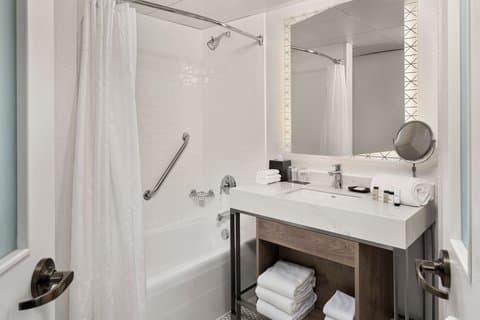 Sheraton Duluth Hotel — photo 4