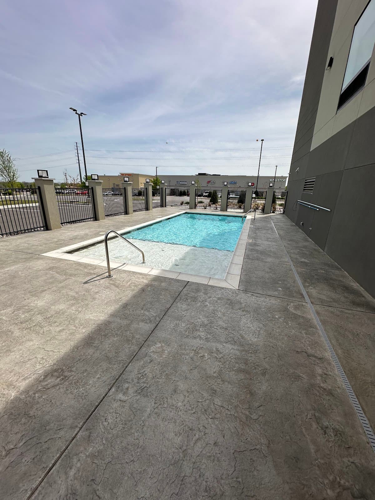 avid hotel Tulsa Hills, an IHG Hotel — photo 3