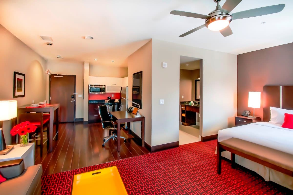 Homewood Suites by Hilton Denver Downtown-Convention Center — photo 2