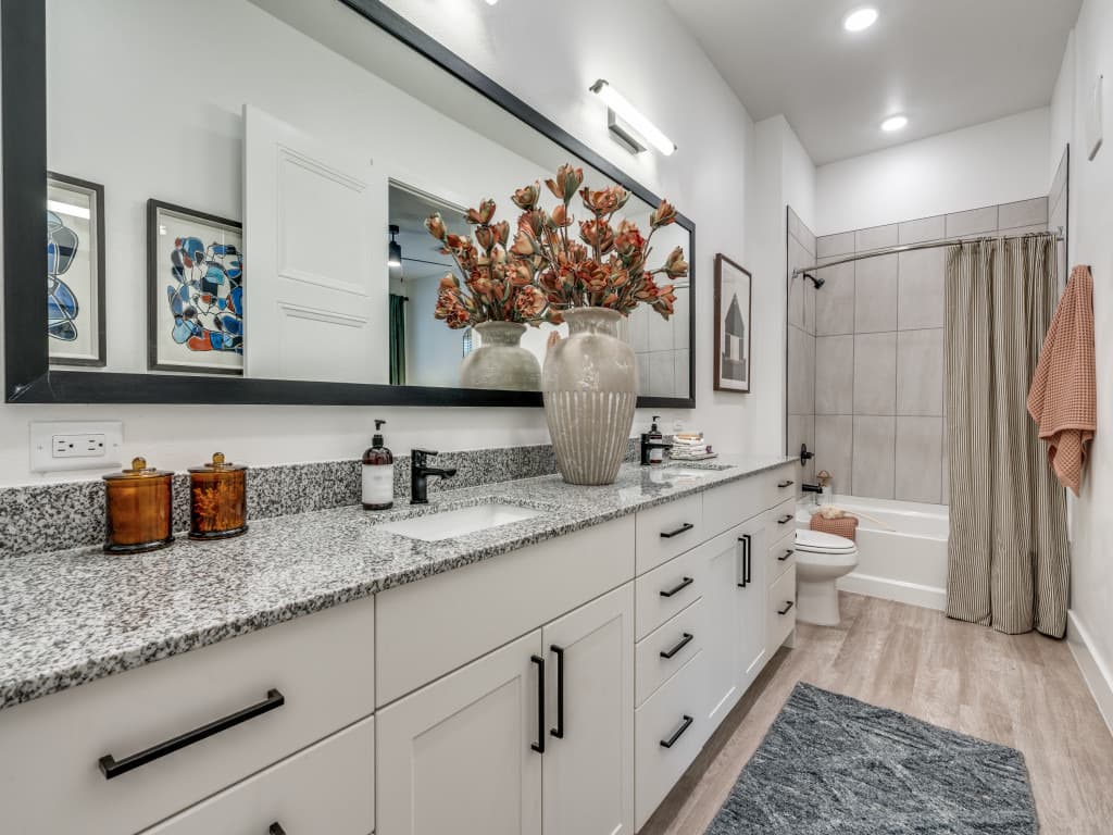 Railyard Modern Living — photo 4
