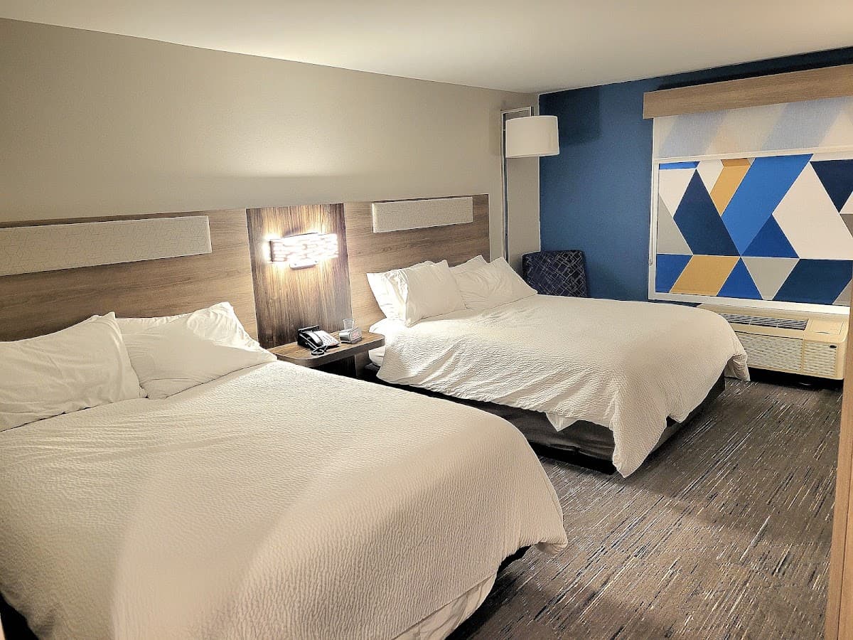 Holiday Inn Express & Suites Nokomis Sarasota South, an IHG Hotel — photo 2