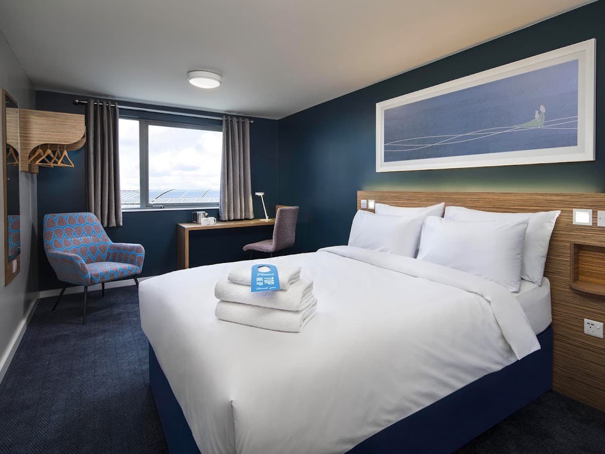 Travelodge London Richmond Central — photo 2