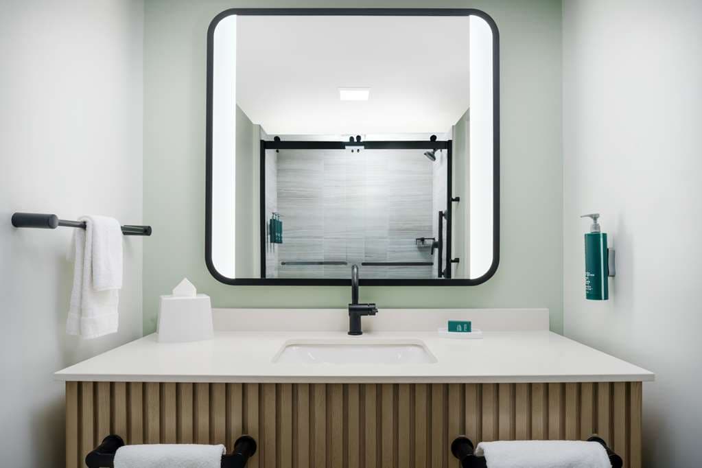 DoubleTree Beach Resort by Hilton Hotel Tampa Bay - North Redington Beach — photo 4