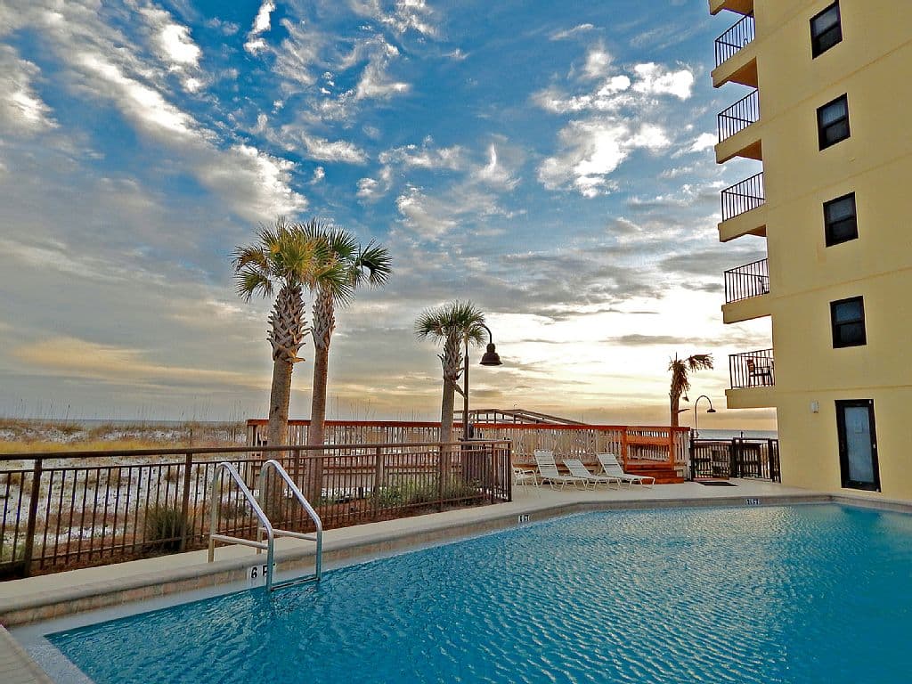 Perdido Dream - Beachfront Vacation Rental — photo 5
