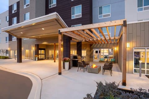 TownePlace Suites by Marriott Iron Mountain — photo 1
