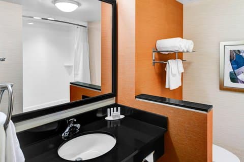 Fairfield by Marriott Inn & Suites Cape Cod Hyannis — photo 5