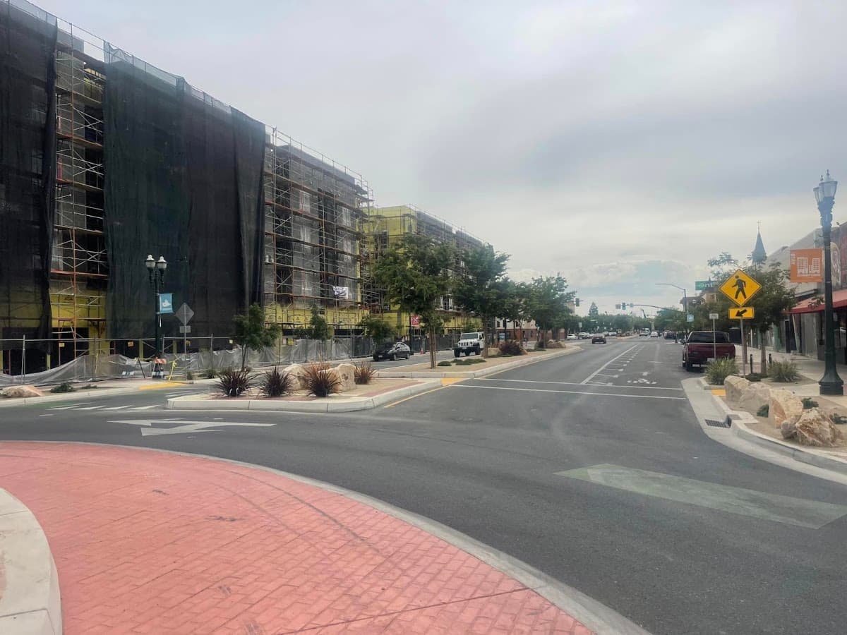 Grand View Village — photo 4