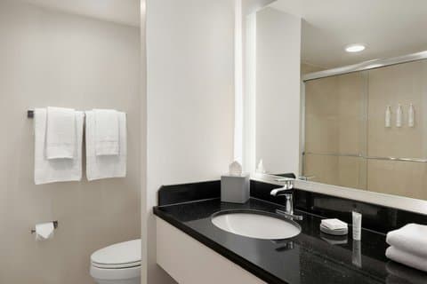 Baltimore Marriott Inner Harbor at Camden Yards — photo 3