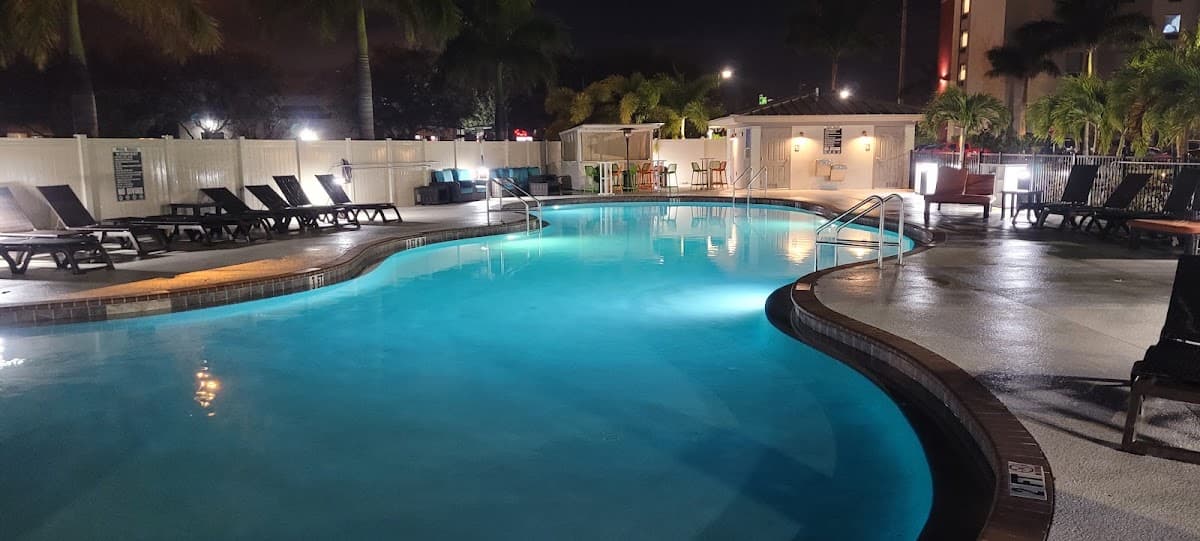 Coral Pointe Sarasota, an Ascend Collection Hotel — photo 3