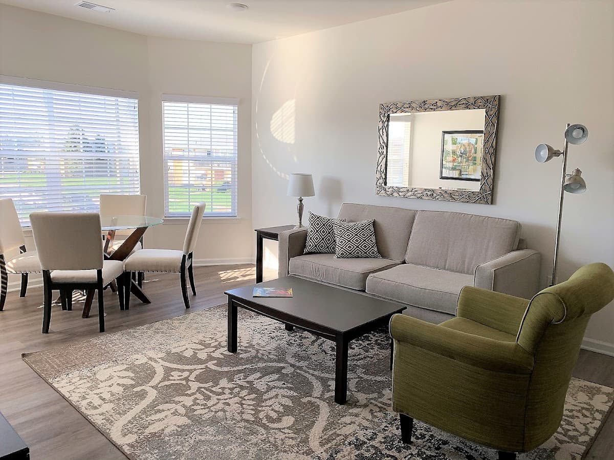 Towne Center Apartments — photo 5