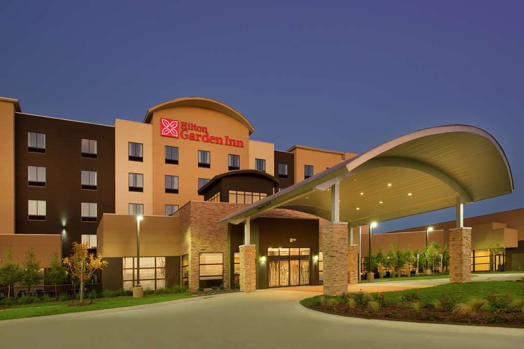 Hilton Garden Inn College Station — photo 1