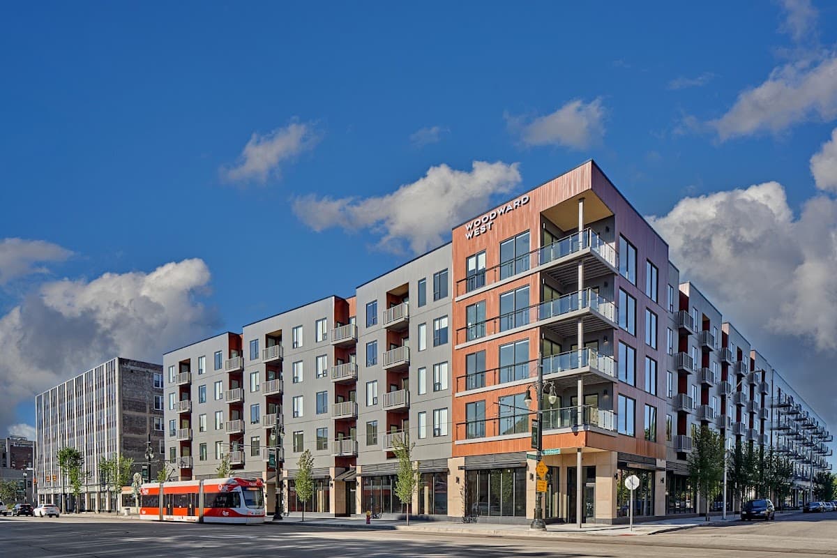 Woodward West — photo 1