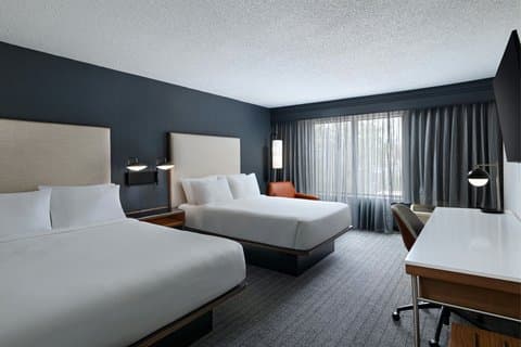 Courtyard by Marriott Houston The Woodlands — photo 2