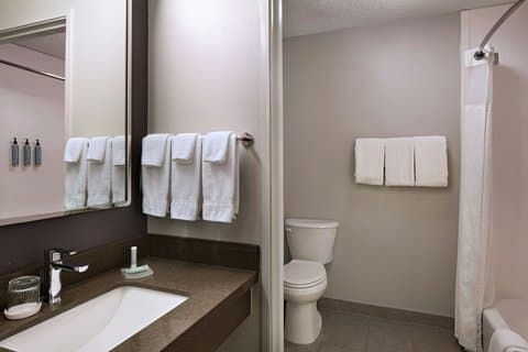 Courtyard by Marriott Houston The Woodlands — photo 4