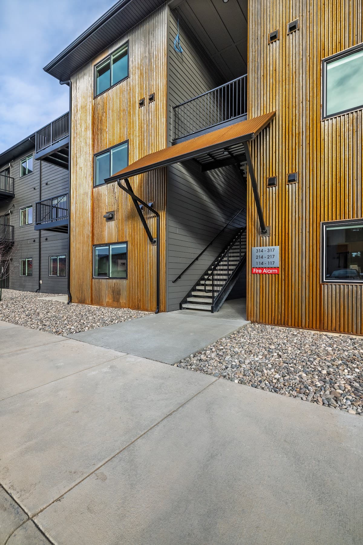 Confluence Apartments — photo 5