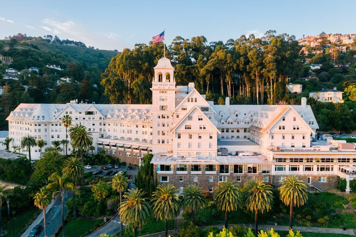 Claremont Resort & Club — photo 1