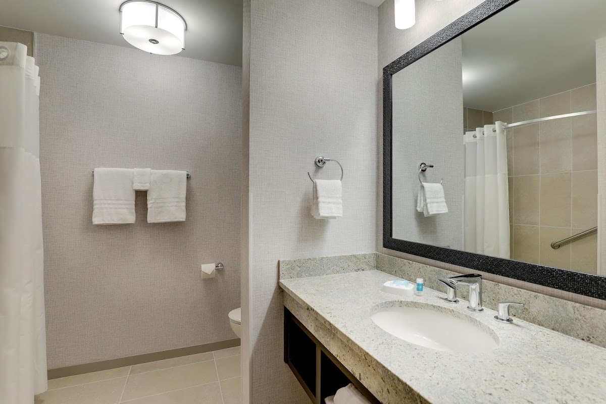 Drury Plaza Hotel Savannah Pooler — photo 4