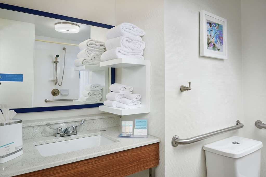Hampton Inn Louisville I-65 @ Brooks Rd. — photo 4