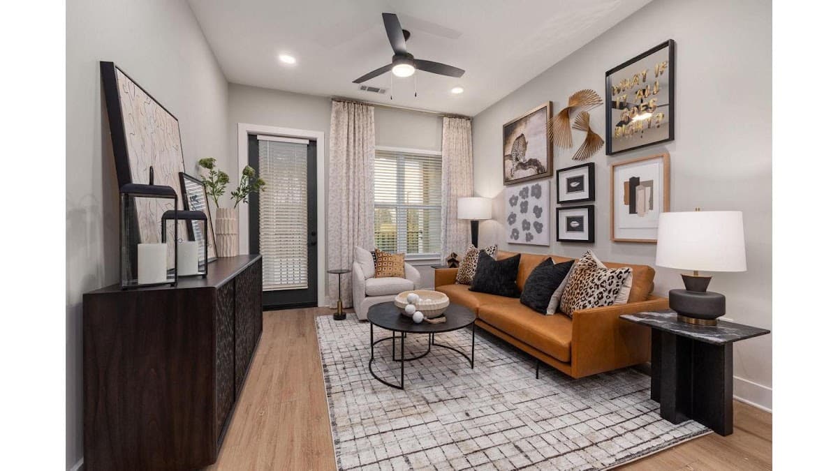 Emorie Apartments and Townhomes — photo 1