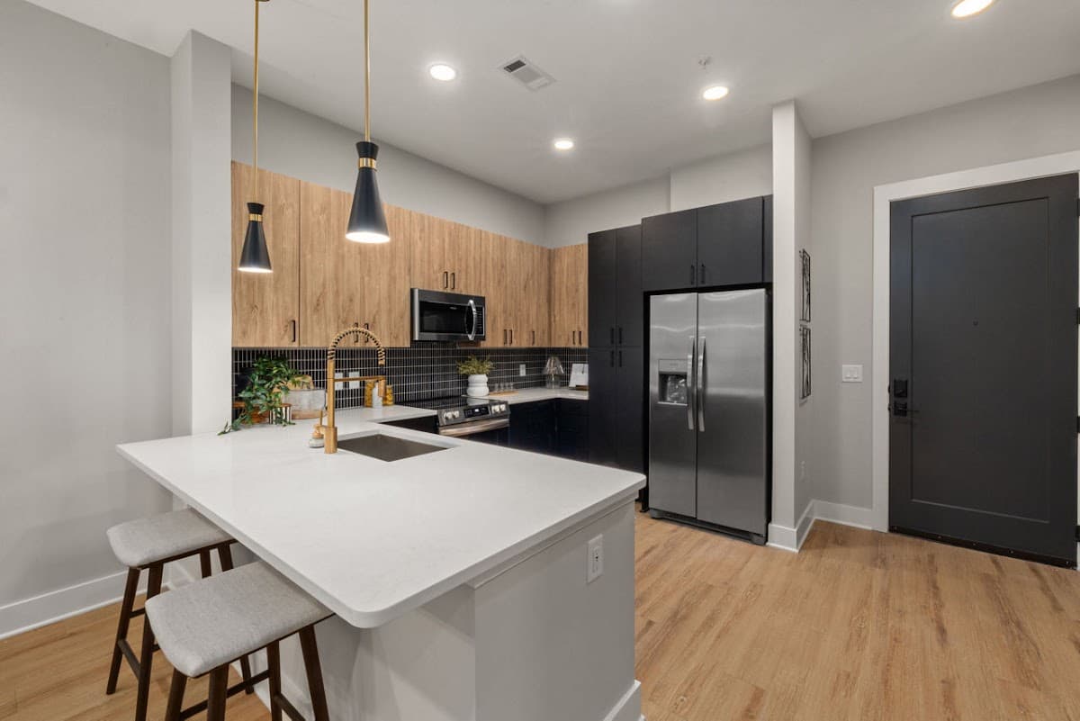 Emorie Apartments and Townhomes — photo 3