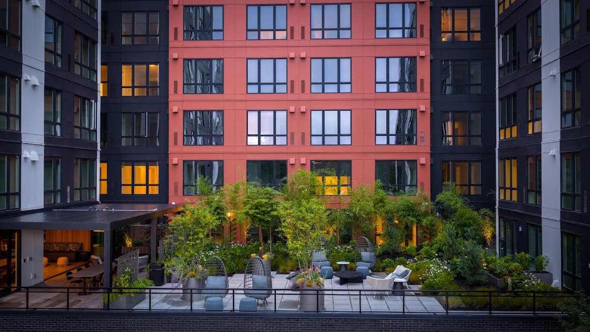 Copal Bellevue Apartments — photo 1