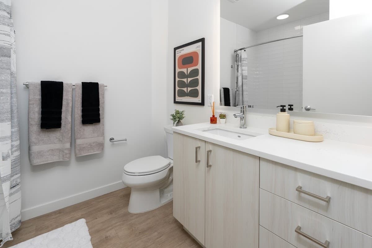 Copal Bellevue Apartments — photo 3