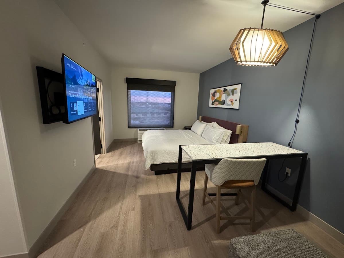Atwell Suites Kansas City Airport, an IHG Hotel — photo 5