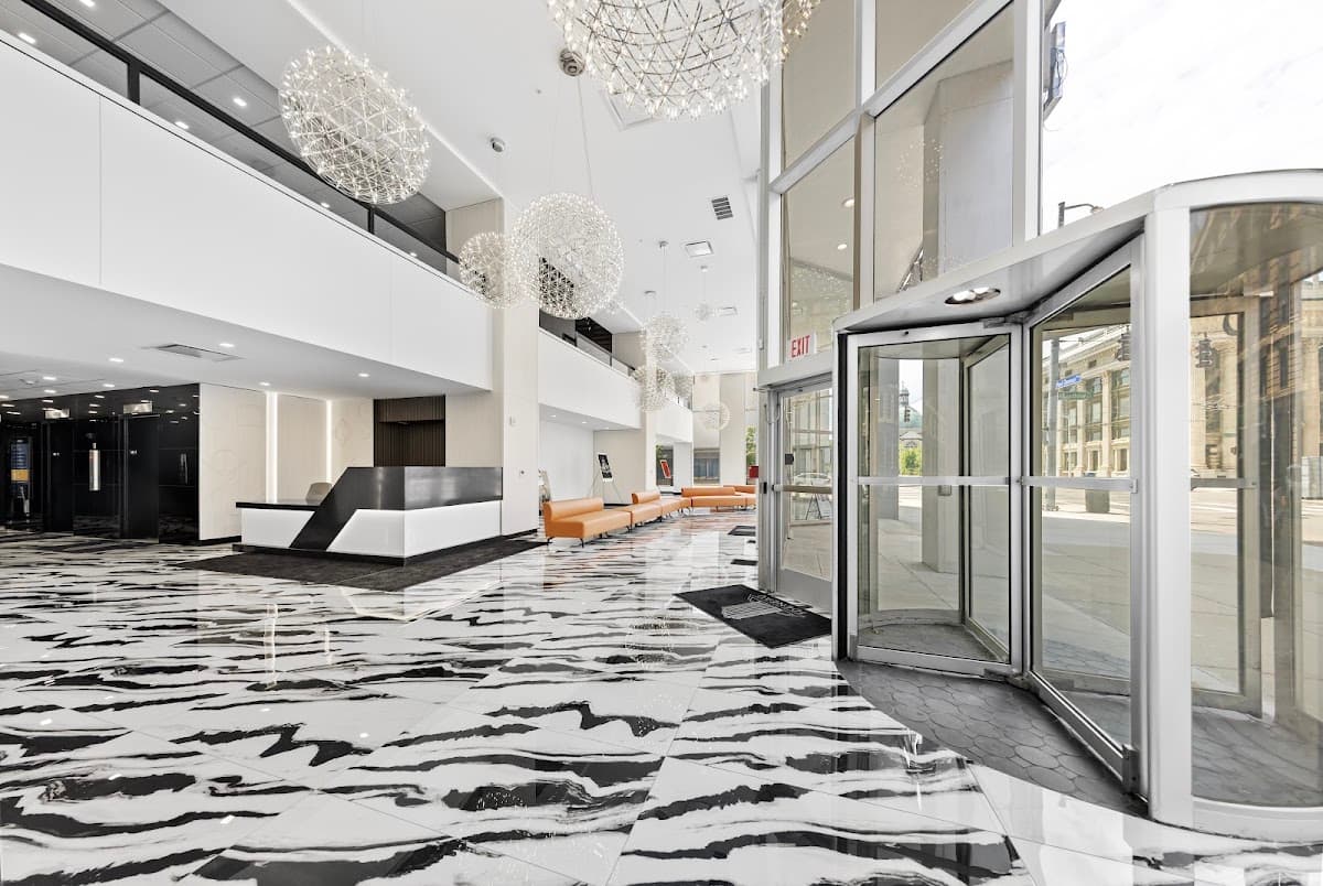 The Deneau Luxury Apartments — photo 1
