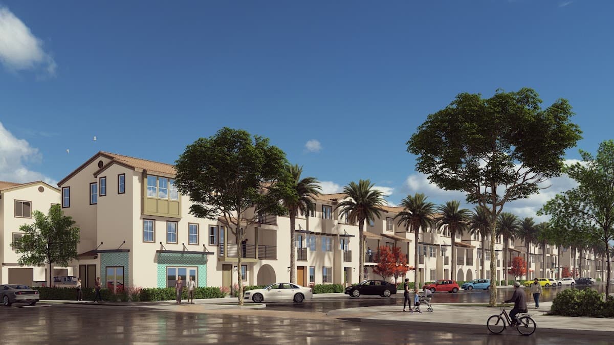 Portola Plaza Apartments — photo 1