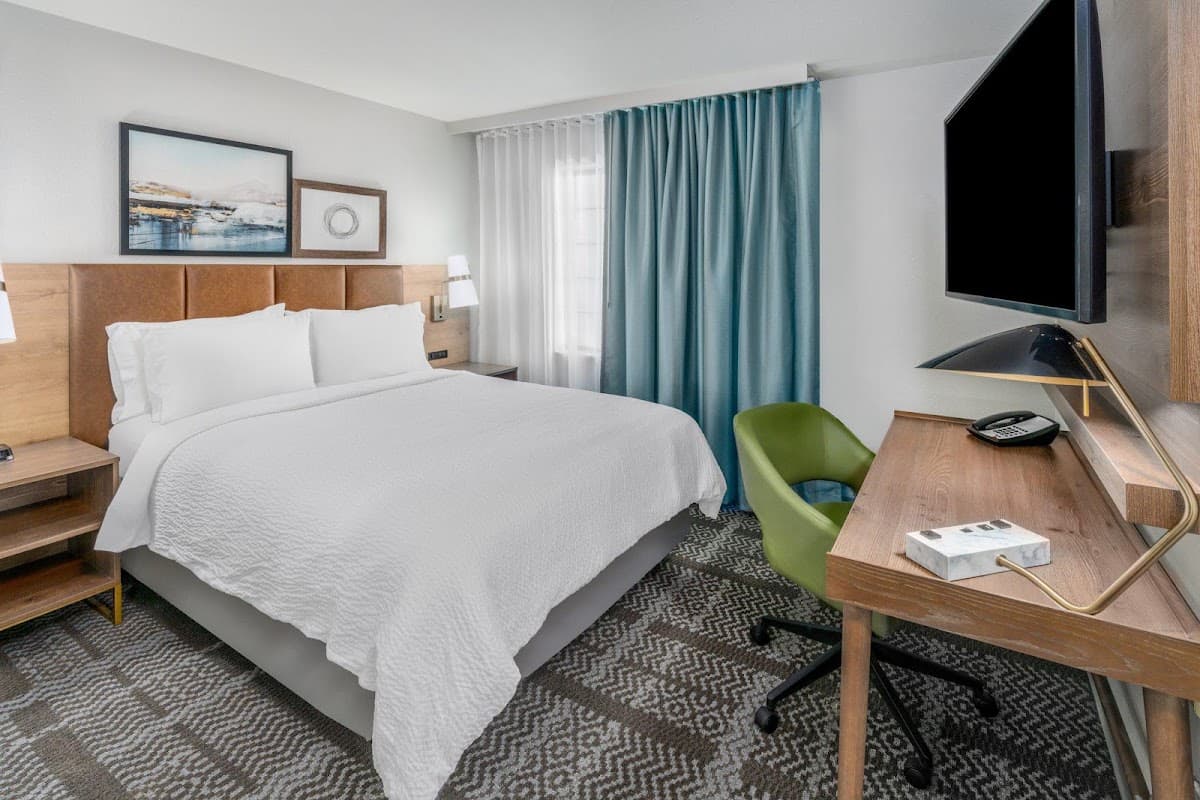 Staybridge Suites Denver-Cherry Creek by IHG — photo 2