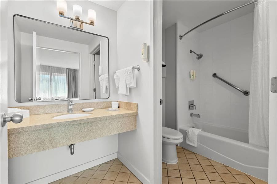 Quality Inn & Suites Hermosa Beach — photo 4