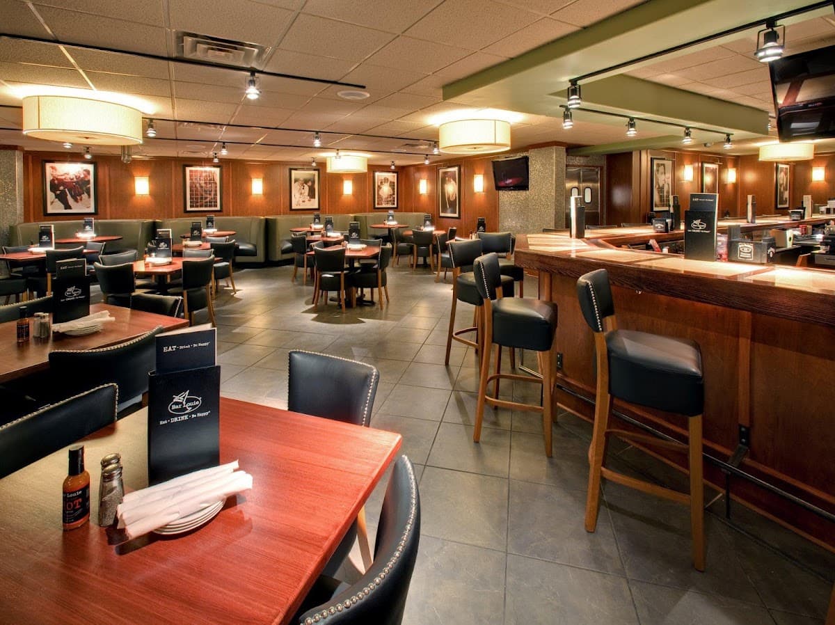 Holiday Inn & Suites Chicago North Shore (Skokie) by IHG — photo 5