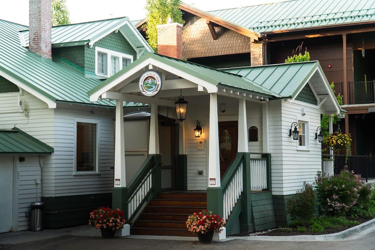 Huff House Inn and Cabins — photo 4