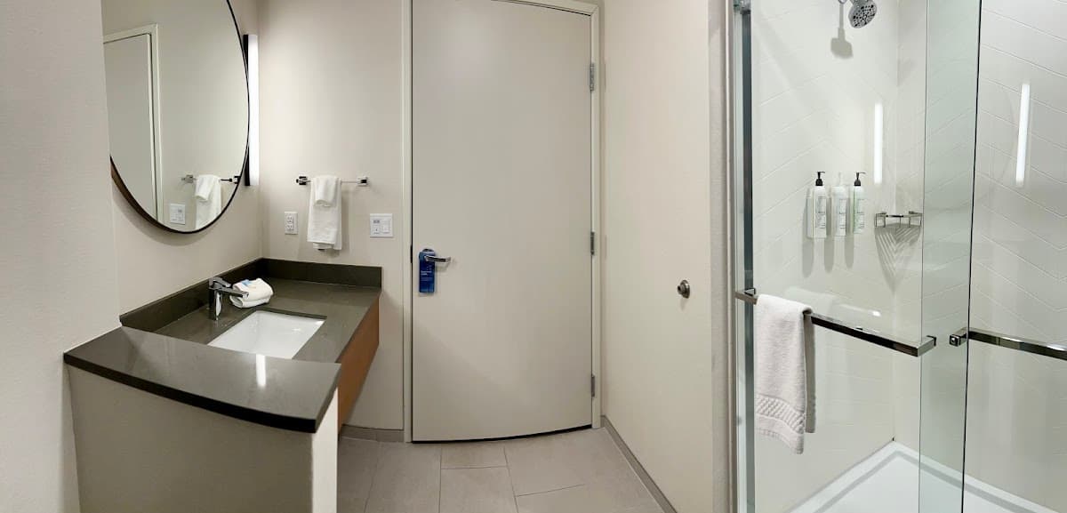 Fairfield by Marriott Inn & Suites San Francisco Airport Oyster Point Area — photo 3