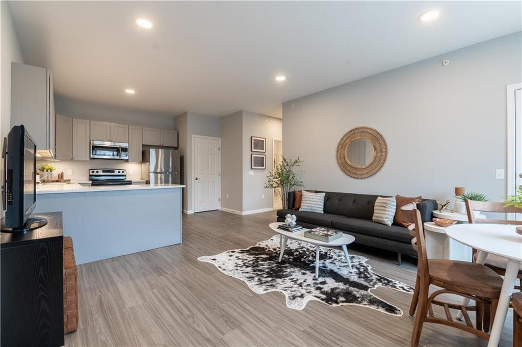 Jordan View Parke Apartments — photo 4