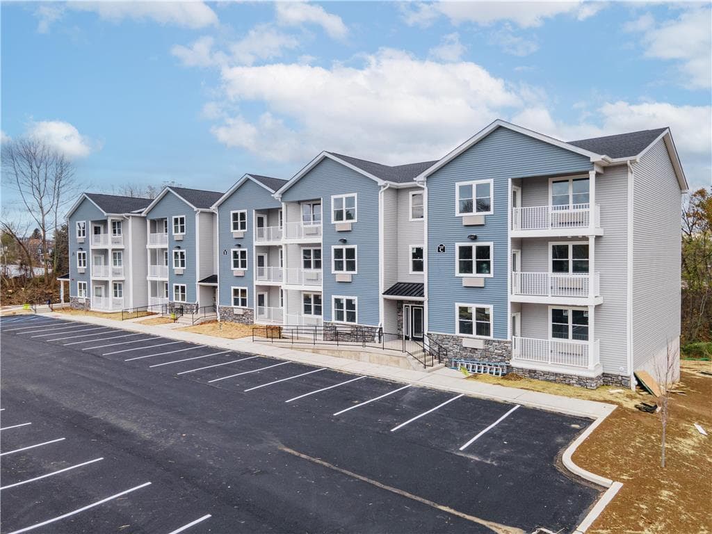 Jordan View Parke Apartments — photo 5