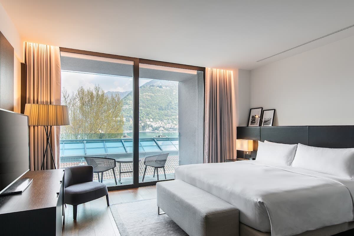 Hilton Lake Como — photo 2