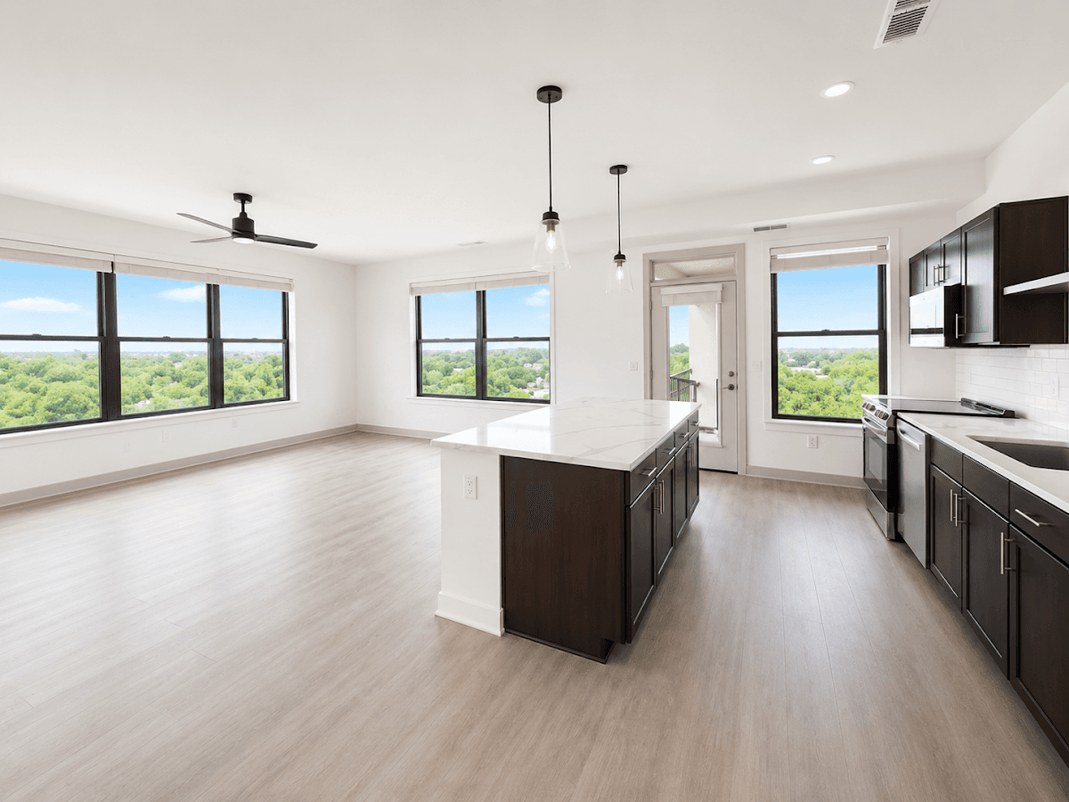The Elwood Apartments — photo 1